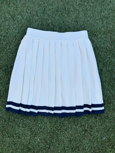 Women’s White Pleated Knit Mini Skirt